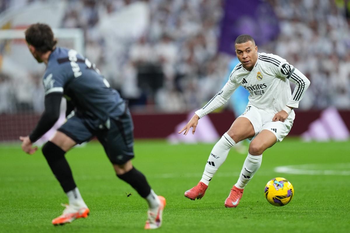 Real Madrid - Rayo Vallecano 2-1 » Mbappe și Vinicius au egalat-o pe Barcelona. Cum s-a descurcat Rațiu în examenul de pe „Bernabeu”