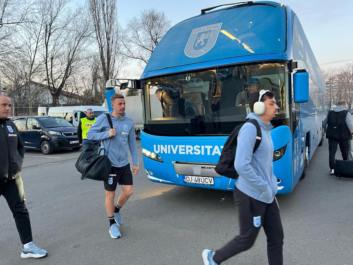 FCSB - Craiova, înainte de meci