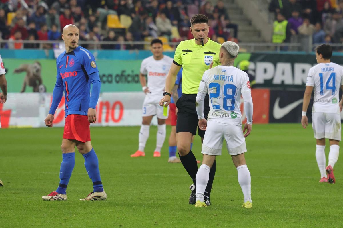 FCSB - Universitatea Craiova, imagini din prima repriză