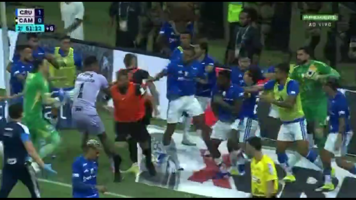 Bătaia din Cruzeiro - Atletico Mineiro