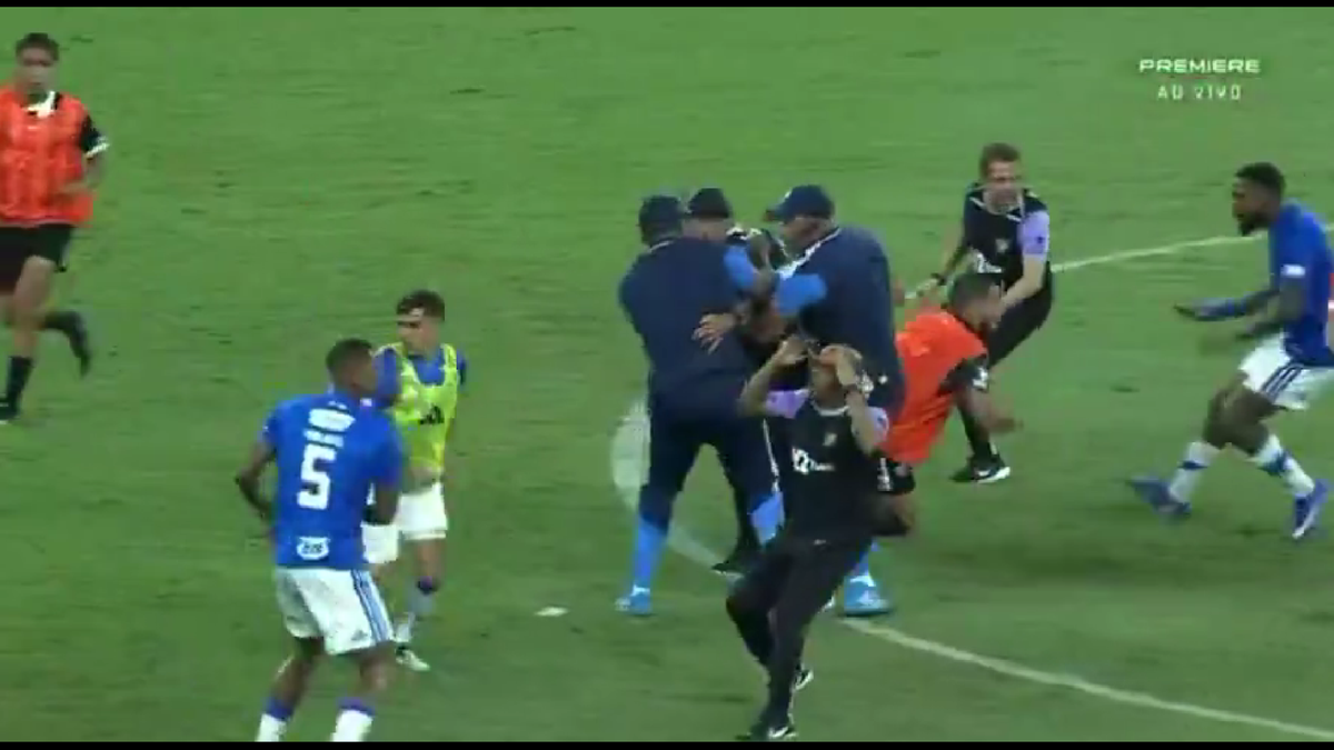 Bătaia din Cruzeiro - Atletico Mineiro