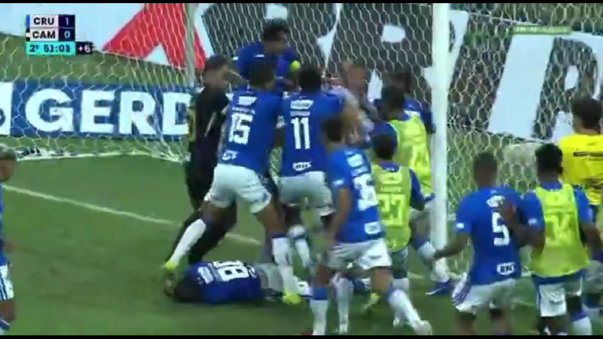 Bătaia din Cruzeiro - Atletico Mineiro