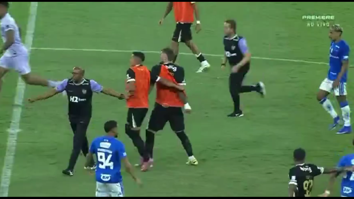 Bătaia din Cruzeiro - Atletico Mineiro