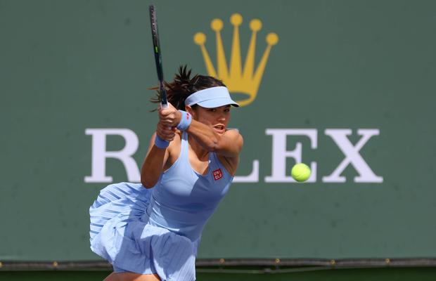 Emma Răducanu, frustrată după înfrângerea dură de la Indian Wells: „Au 15 km/h în plus la serviciu față de mine”