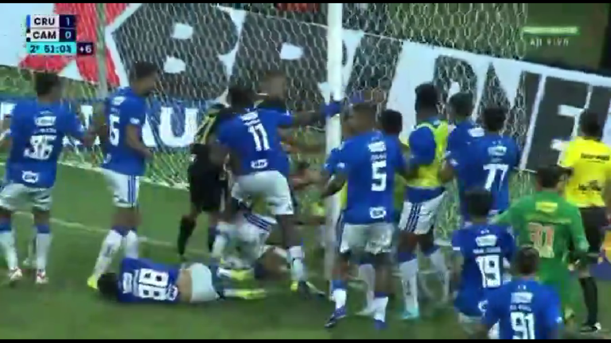 Bătaia din Cruzeiro - Atletico Mineiro