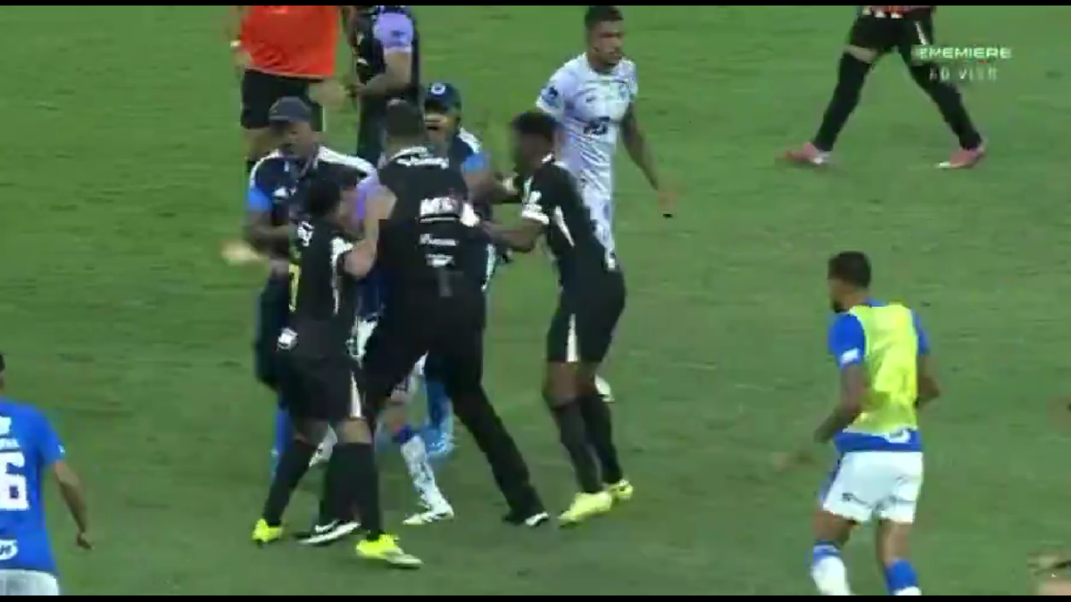 Bătaia din Cruzeiro - Atletico Mineiro