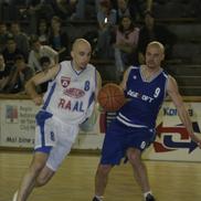 Dejan Dukovcic, apărat de regretatul Antonio Alexe/Foto: arhivă personală