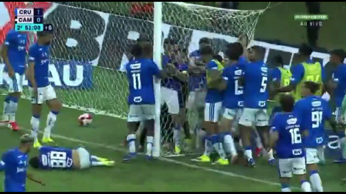 Bătaia din Cruzeiro - Atletico Mineiro