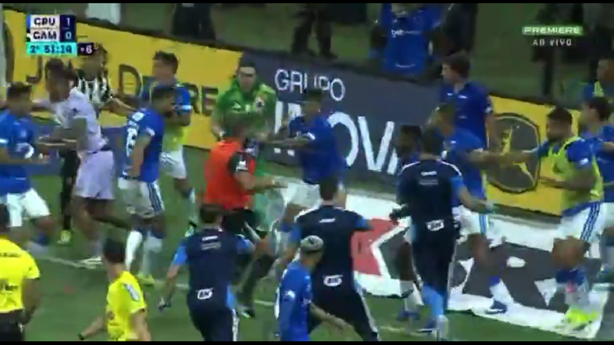 Bătaia din Cruzeiro - Atletico Mineiro