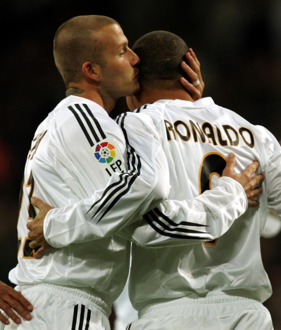 „Galacticii”, din nou împreună » Conversație senzațională între Ronaldo, Beckham, Casillas și Figo