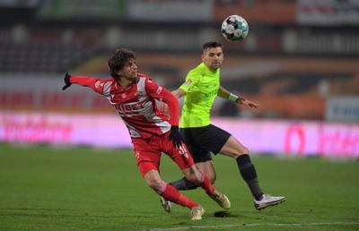 Dinamo, îndemnată să pună presiune pe FRF: „Ori VAR, ori arbitri străini la meciurile noastre!”