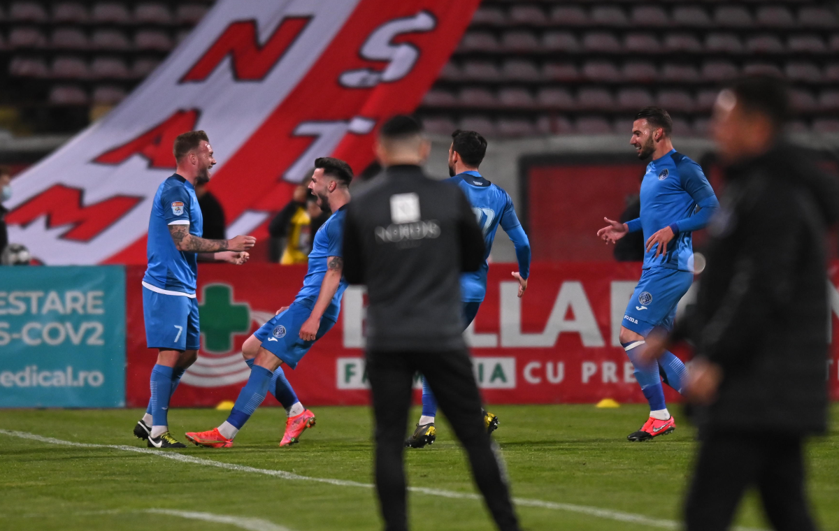 Ultimele vești despre Adam Nemec! Care e situația atacantului plecat de la echipă în ziua meciului cu Academica Clinceni