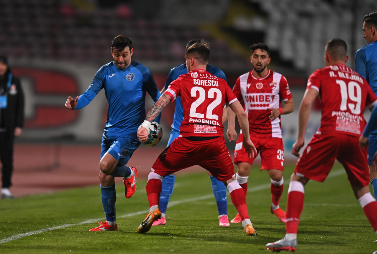 Ultimele vești despre Adam Nemec! Care e situația atacantului plecat de la echipă în ziua meciului cu Academica Clinceni