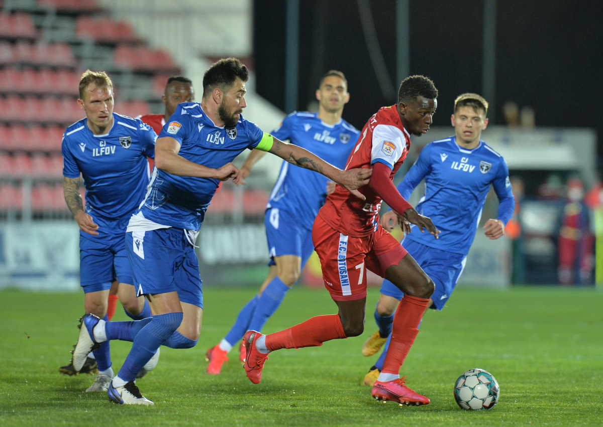 O nouă pagină neagră din istoria lui Dinamo: gol direct din corner! „Câinii” au terminat sezonul regular pe loc de baraj