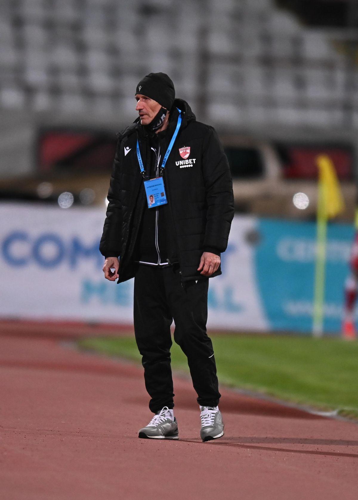 Zi decisivă pentru Gigi Mulțescu și Dinamo! Ce se poate întâmpla duminică
