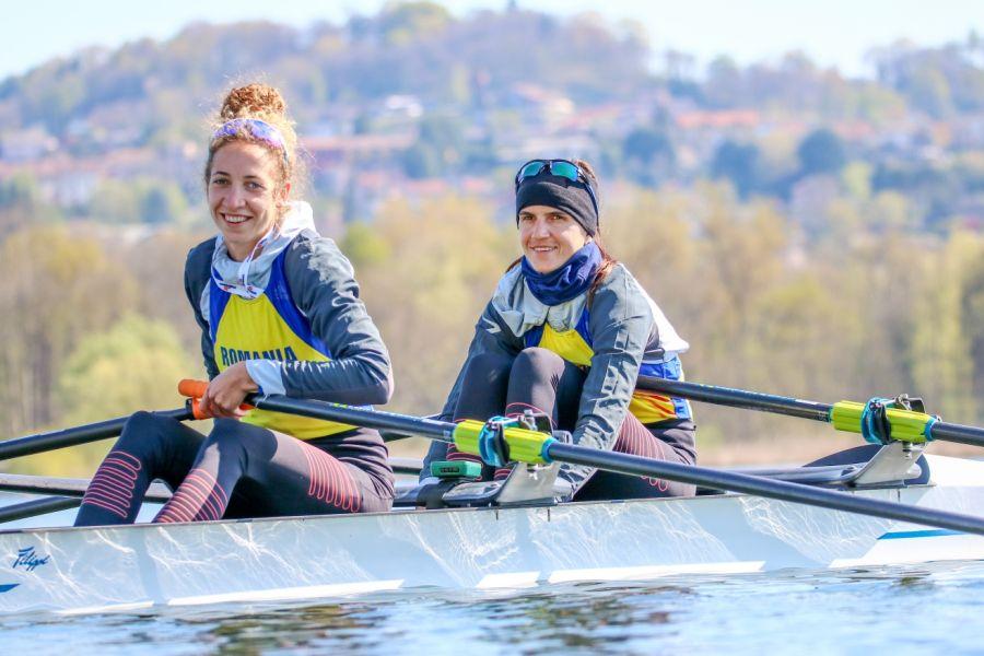 Elena Mihai și Ionela Cozmiuc, componentele bărcii de dublu vâsle categorie ușoară FOTO FR Canotaj Cinci echipaje în finală și cinci în semifinale după prima zi a Europenelor de canotaj