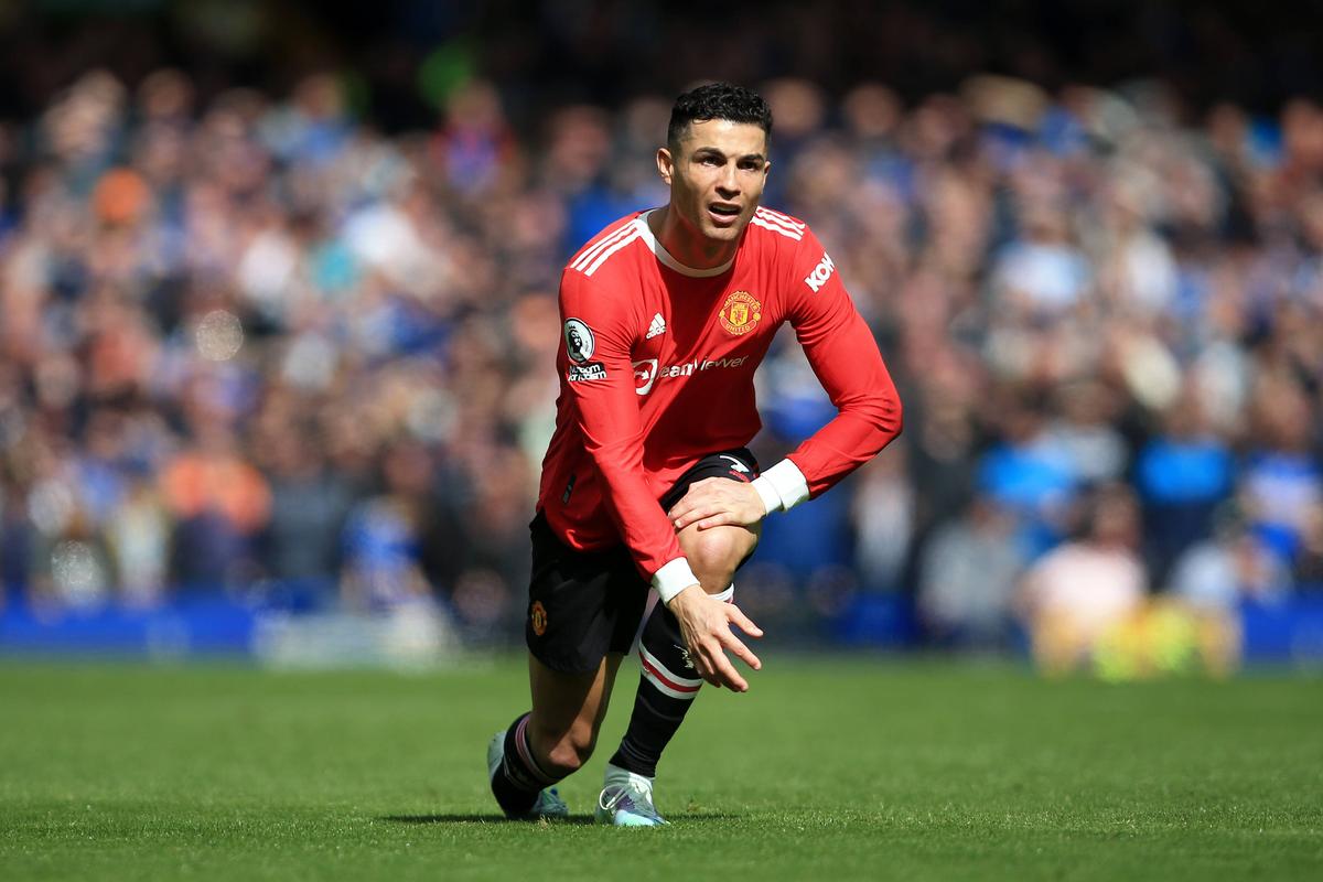 Cristiano Ronaldo, rănit și plin de nervi după 0-1 cu Everton: i-a spart telefonul unui suporter » De Gea: „O rușine, inacceptabil!”