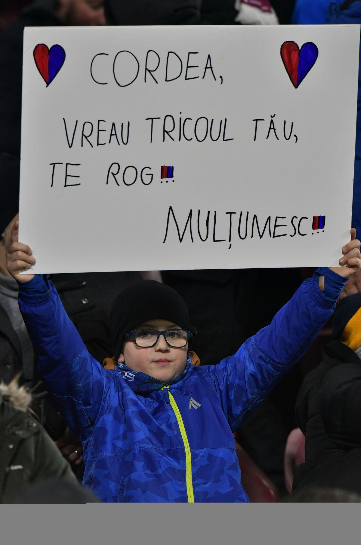 Asta-i ultima! Petrescu l-a exasperat pe Panduru: „Las-o încolo, am ajuns să comentăm și asta?!”