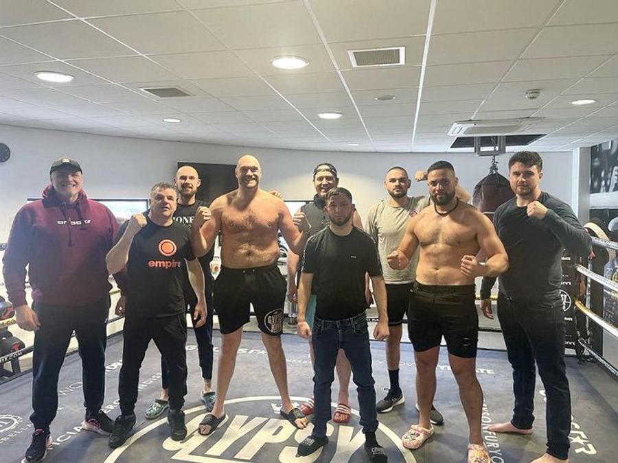 De asta a căzut lupta istorică dintre Tyson Fury și Oleksandr Usyk? Imaginea care „a activat” internetul