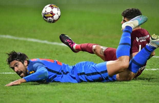 Derby complicat pentru Radu Petrescu și Istvan Kovacs » 3 penalty-uri cerute în prima repriză
