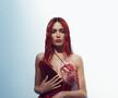 Pilotul Andrea Iannone, scene interzise minorilor cu iubita cântăreață în piscină » Elodie a postat imaginile din intimitate