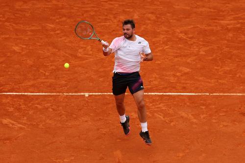 Stan Wawrinka în acțiune pe zgura de la Monte Carlo FOTO Gulliver/GettyImages