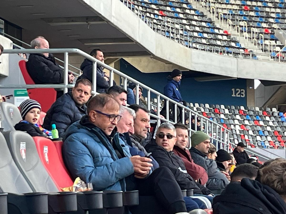Imagini înainte de Steaua - Voluntari