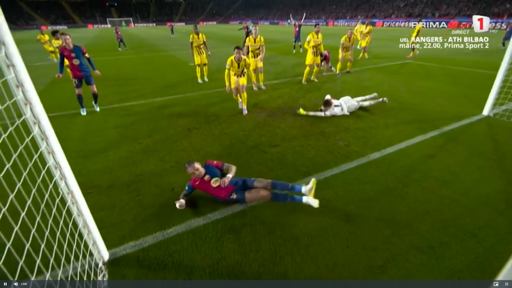 Golul lui Raphina din Barcelona - Borussia Dortmund, foto: captură Prima Sport