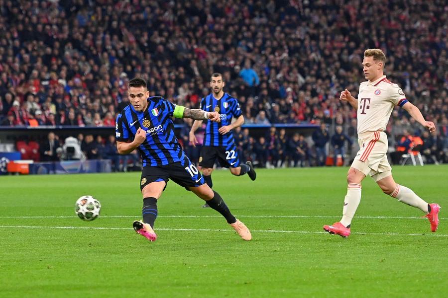 Lautaro Martinez, gol fabulos cu exteriorul în poarta lui Bayern/ foto: Imago Images Schimbare spectaculoasă a șanselor pentru câștigarea trofeului » Pe ce loc se află demolatoarea campioanei!