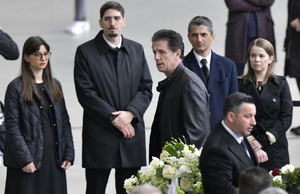 Cum l-a numit Gică Popescu pe cel care a fost Mircea Lucescu: „Aseară mi-au tremurat genunchii când l-am văzut pe Camp Nou”