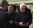 Jurnalistul turc care i-a pupat mâna lui Mircea Lucescu a făcut la fel cu Răzvan