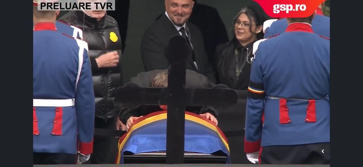 Hagi, la a doua zi de priveghi de la Arena Națională