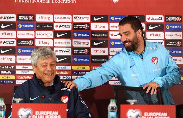 Arda Turan, antrenorul lui Șahtior: „Condoleanțe familiei dragului Mircea Lucescu. Un profesor extraordinar”