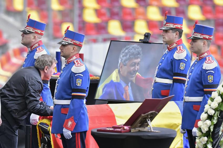 Gică Hagi a venit și a doua zi la  Arena Națională. foto: Cristi Preda