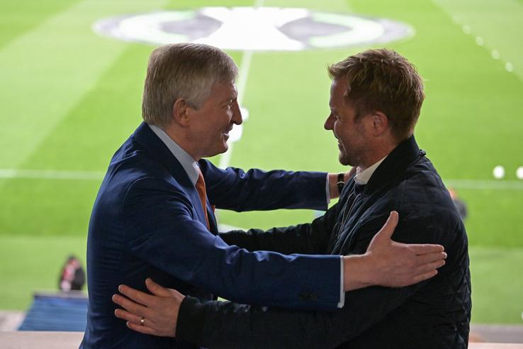Rinat Ahmetov, prezent la primul meci după 12 ani // FOTO: X