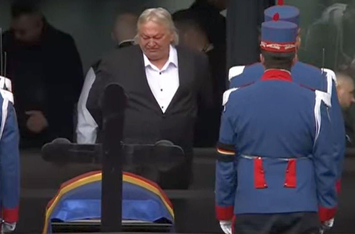 A doua zi de priveghi în memoria lui Mircea Lucescu