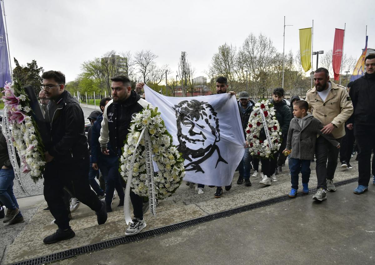 Priveghiul lui Mircea Lucescu