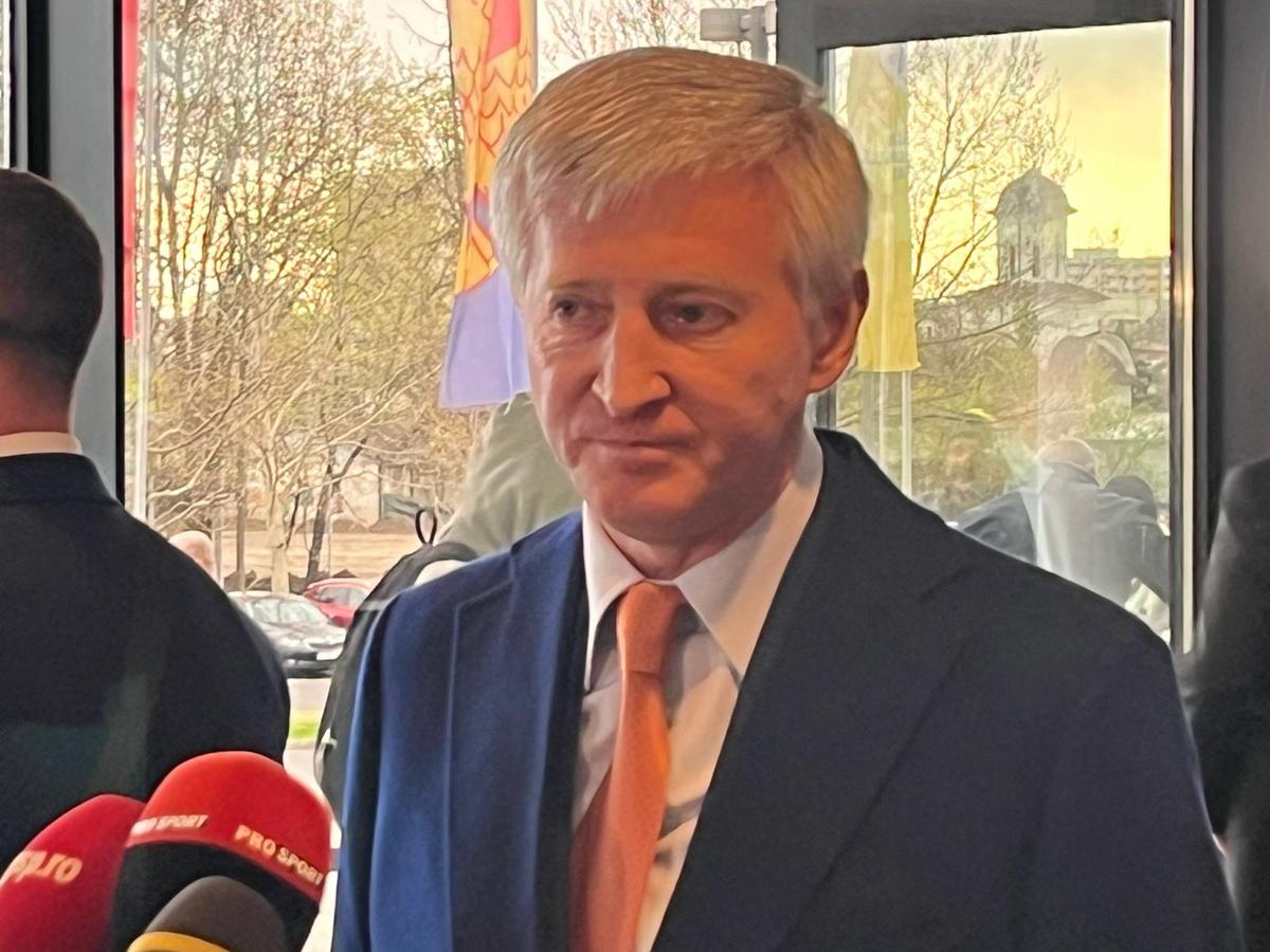 Imagini răvășitoare cu Rinat Ahmetov, pe Arena Națională! L-a îmbrățișat pe Răzvan Lucescu și a venit alături de căpitanul lui „Il Luce” din perioada Șahtior
