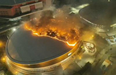 Incendiu la arena olimpică » 80 de pompieri au intervenit de urgență!