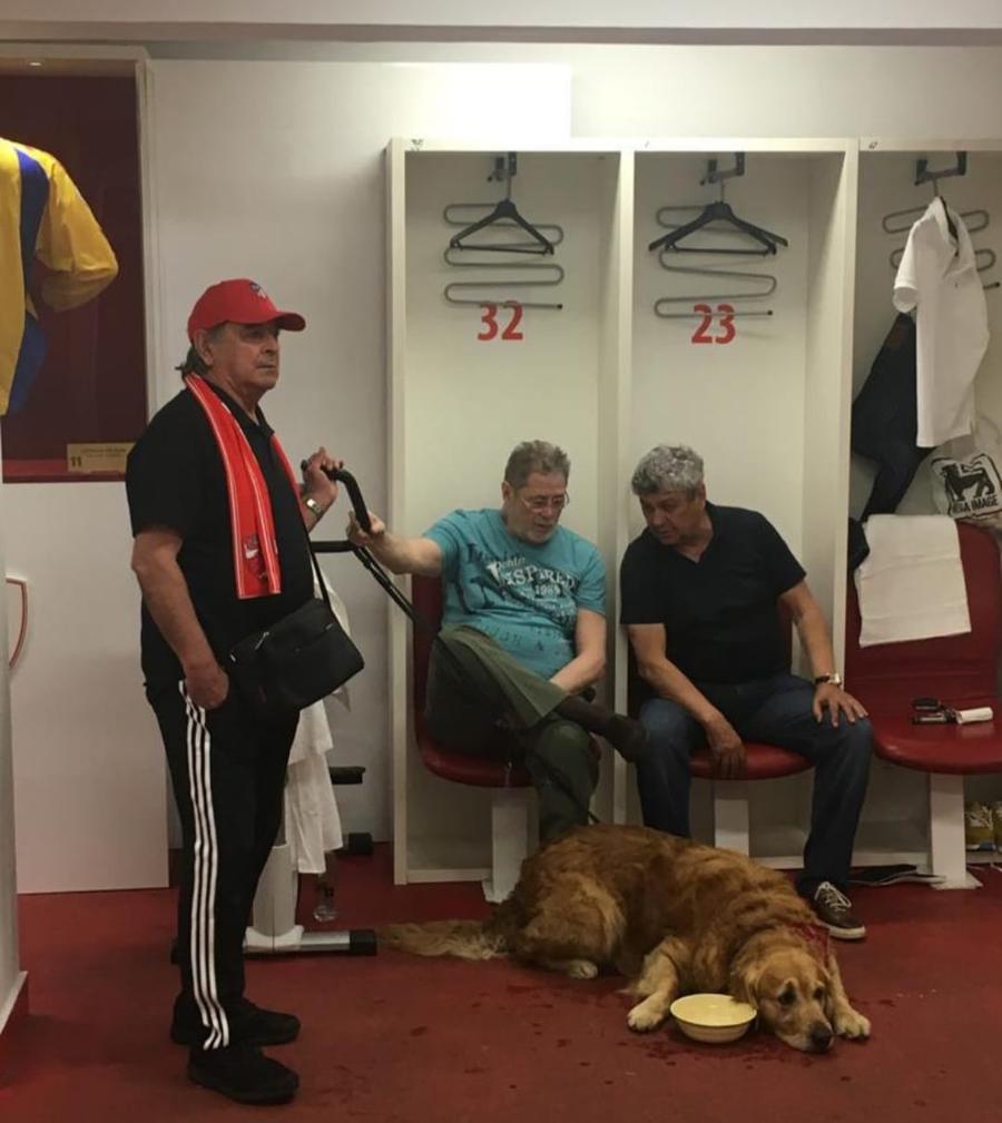 Poza de la statusul de WhatsApp al lui Cornel Dinu Mesajul cât o mie de cuvinte al lui Cornel Dinu în memoria prietenului Mircea Lucescu