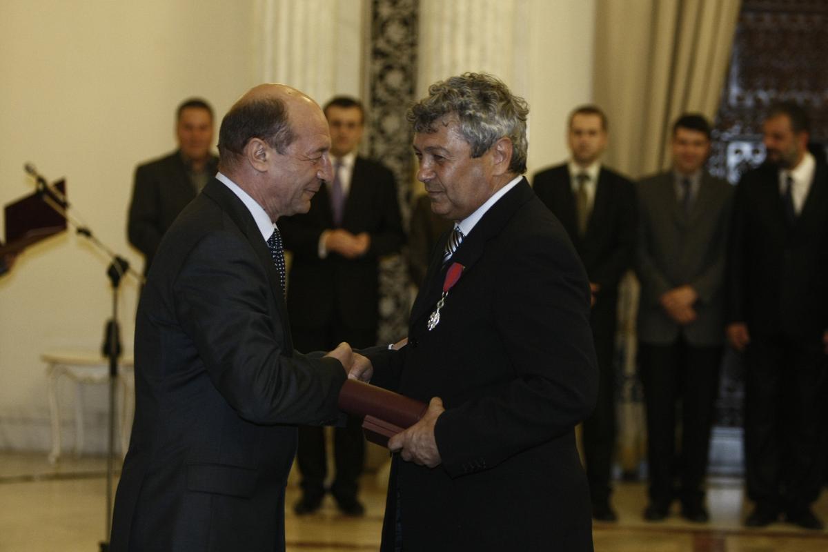 Traian Băsescu, la priveghiul lui Mircea Lucescu