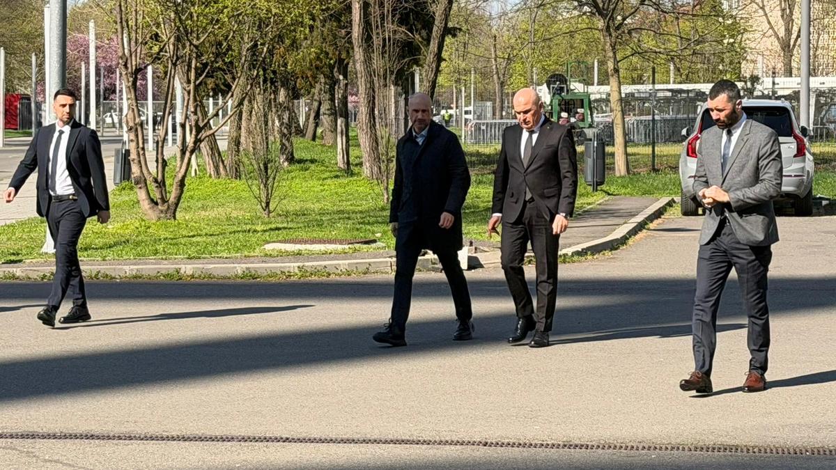Prim-ministrul Ilie Bolojan și-a luat rămas bun de la Mircea Lucescu