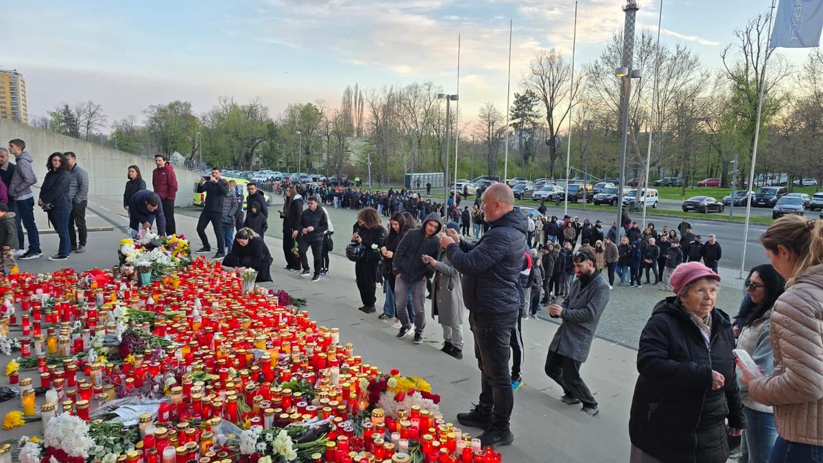 Românii își iau adio de la Mircea Lucescu