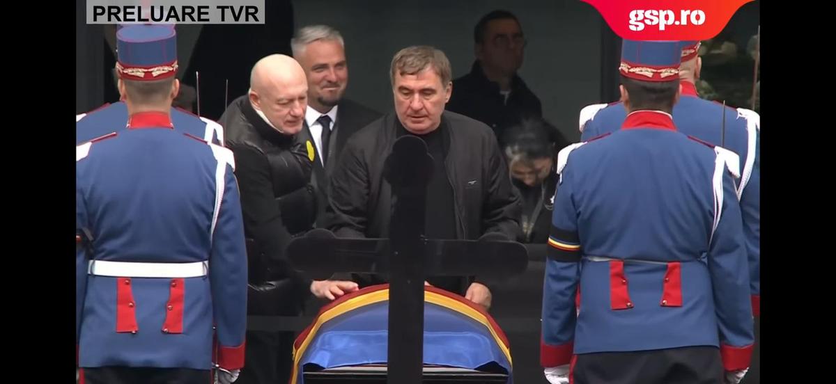 Priveghiul lui Mircea Lucescu