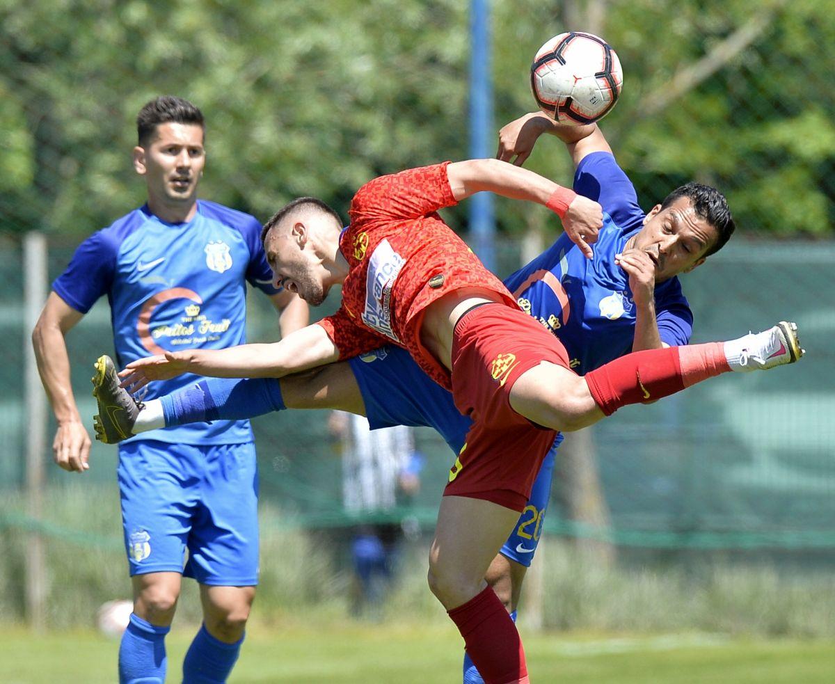 Lucian Filip a revenit pe teren după 11 luni, dar a ieșit acuzând noi probleme » Vintilă: „Îi mulțumesc că a forțat”