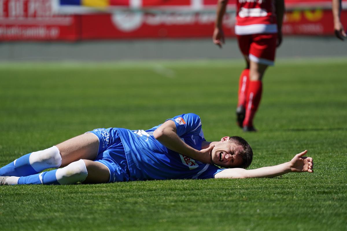 UTA - POLI IAȘI 1-2 » Victorie surprinzătoare în play-out! Cum arată acum clasamentul