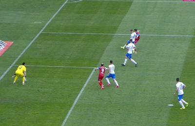 Două faze controversate în Universitatea Craiova - FC Botoșani » Oltenii, dezavantajați de arbitraj