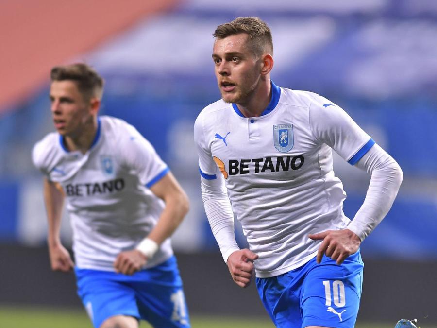 Alex Cicâldău, în tricoul Universității Craiova foto: Imago Galatasaray vrea să îl vândă pe Alexandru Cicâldău » Pentru ce sumă ar putea pleca