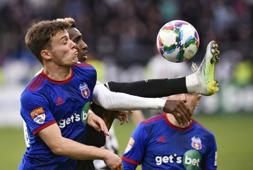 Oficialii celor de la CSA Steaua au fost luni la sediul Federației Române de Fotbal și au transmis că vor să joace meciul de baraj împotriva ocupantei locului 7 din play-out-ul Ligii 1. Decizia este acum în terenul FRF.