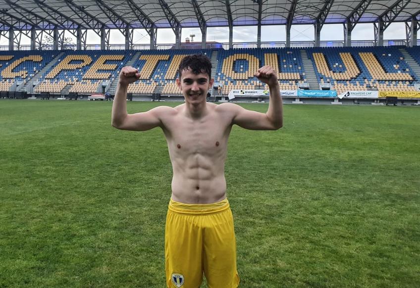 Mario Bratu (19 ani) a marcat golurile Petrolului în meciul promovării, victoria 2-0 împotriva Concordiei Chiajna.